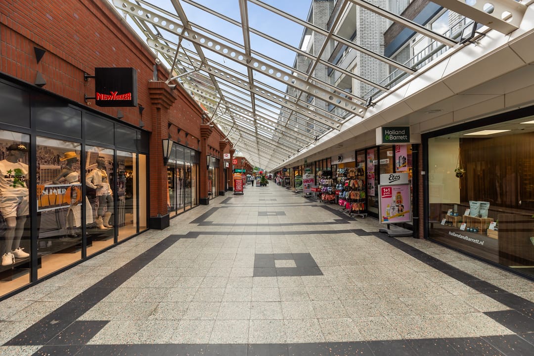 Foto 38 van van Riebeeckstraat 69