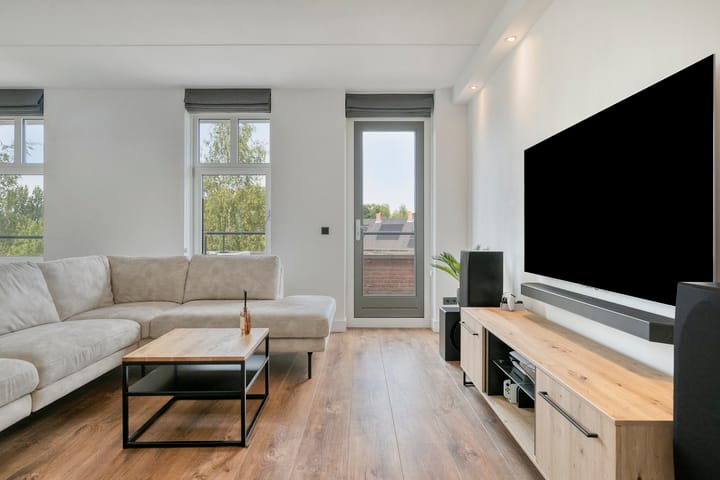 Photo 3 of Elshouter 47