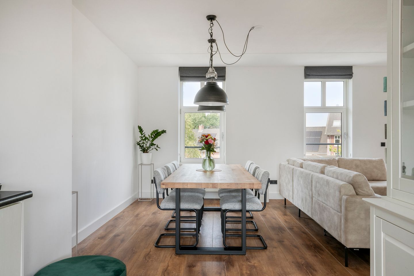 Photo 5 of Elshouter 47