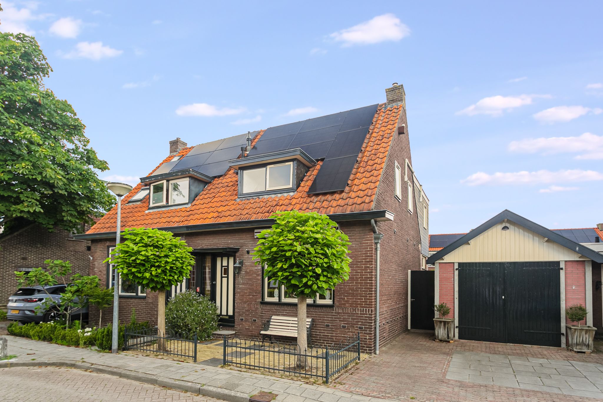 Dokter Rutgers van der Loeffstraat 11