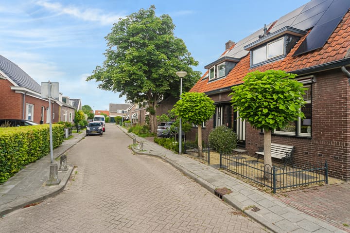 Foto 46 van Dokter Rutgers van der Loeffstraat 11