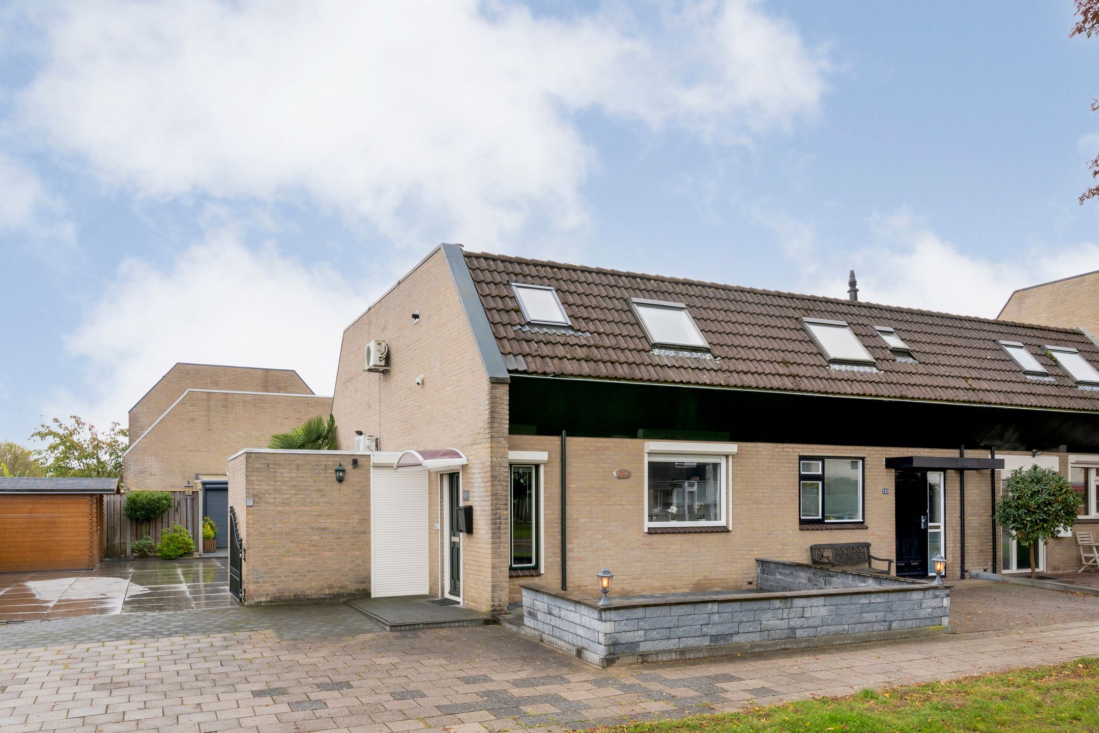 Grovestins, 105, Almelo, 7608HZ, Overijssel, Nederland 105