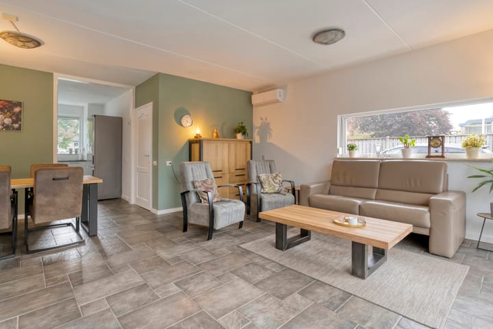 Foto 8 van Grovestins 105