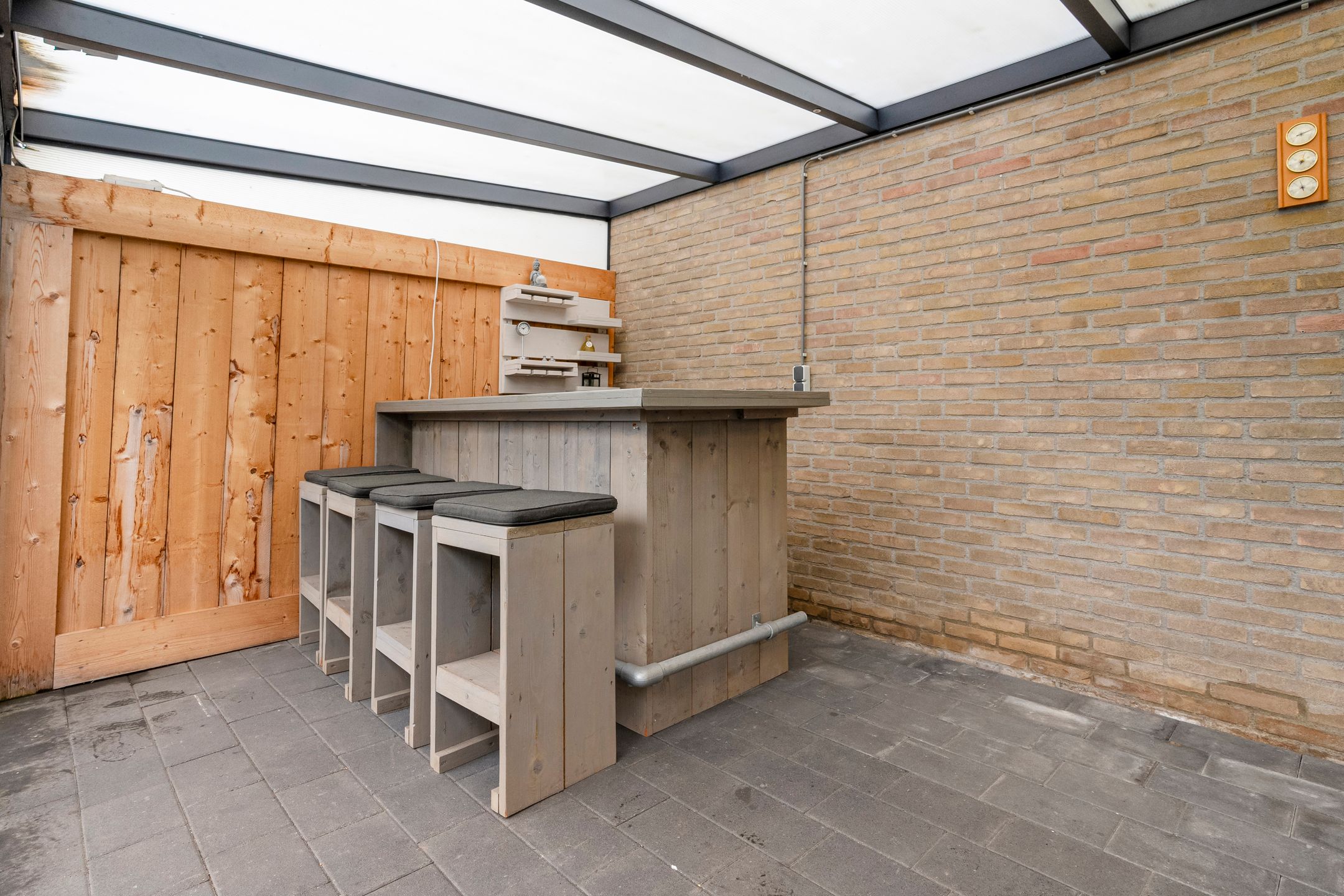 Photo 24 of Grovestins 105