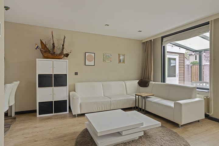 Foto 2 van Anemoonhof 18