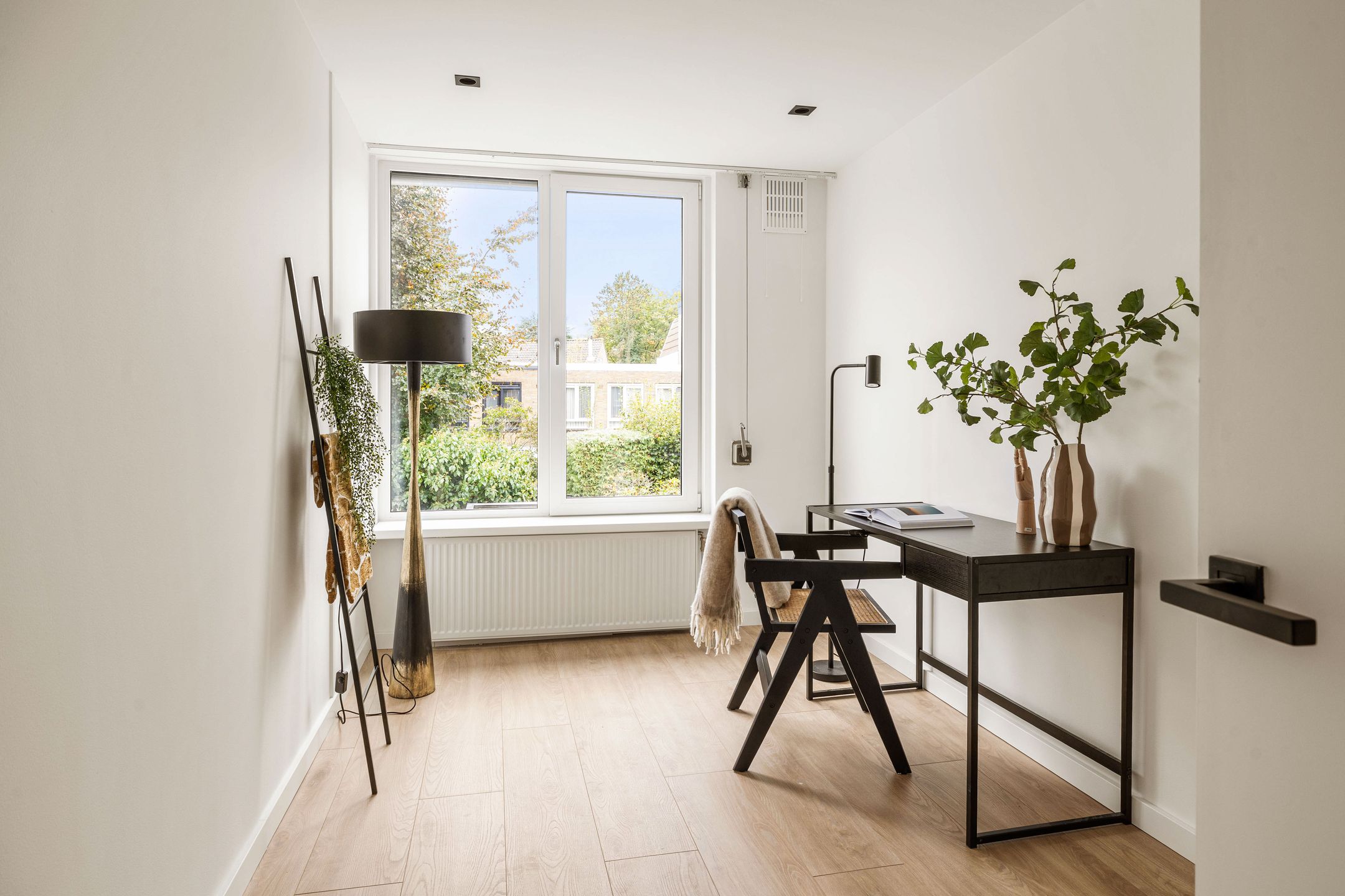 Photo 39 of Graaf Willemlaan 62