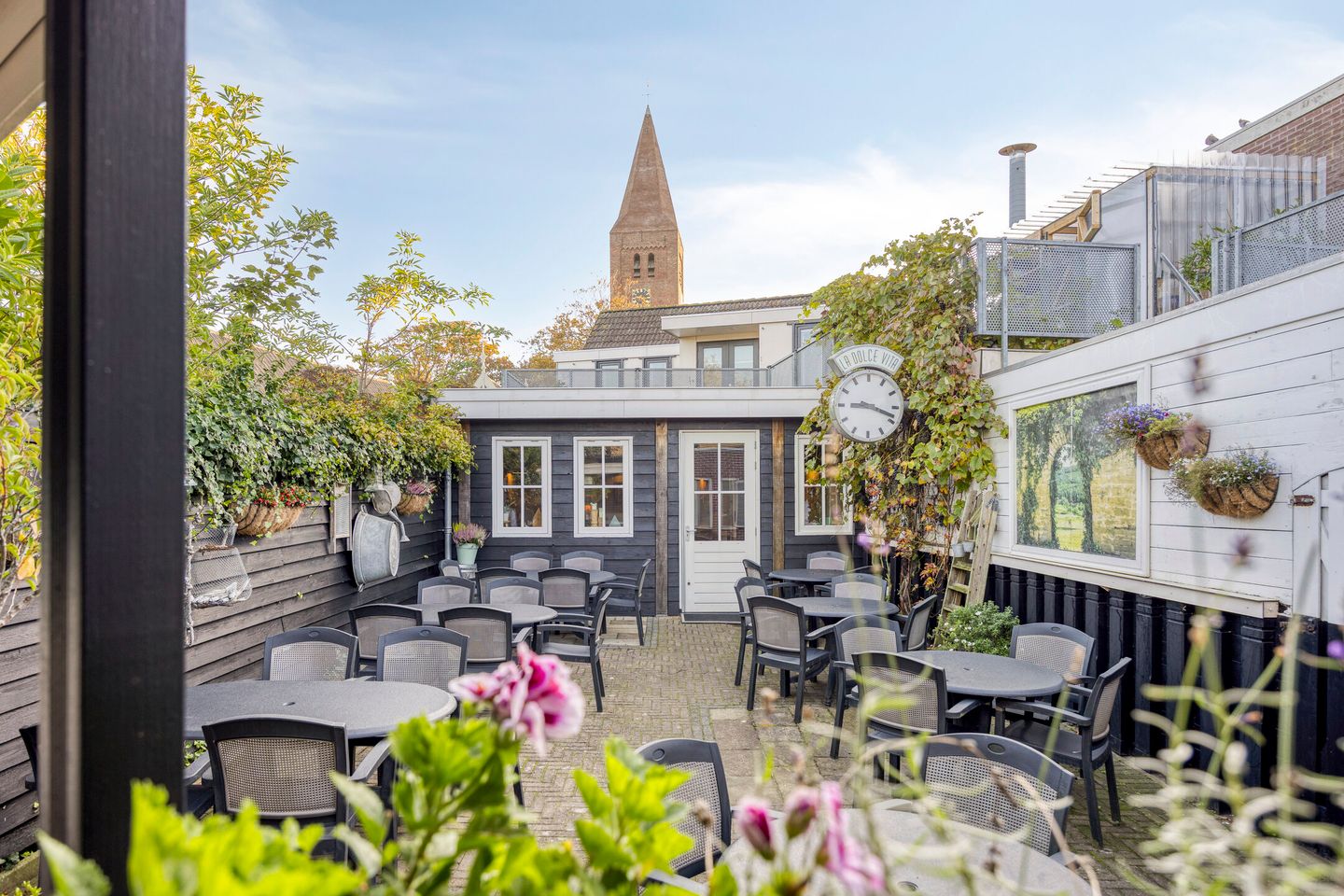 Bekijk foto 3 van Kerkplein 9