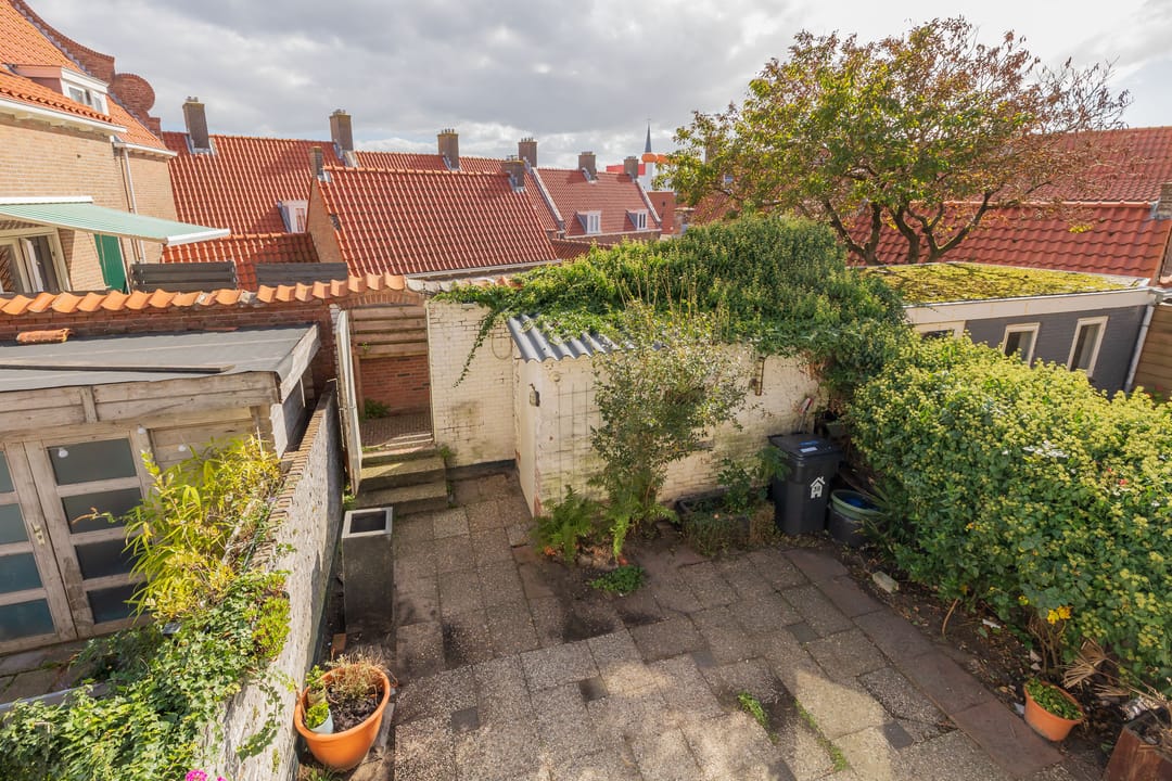 Foto 16 van Burgemeester Engelbertsstraat 38