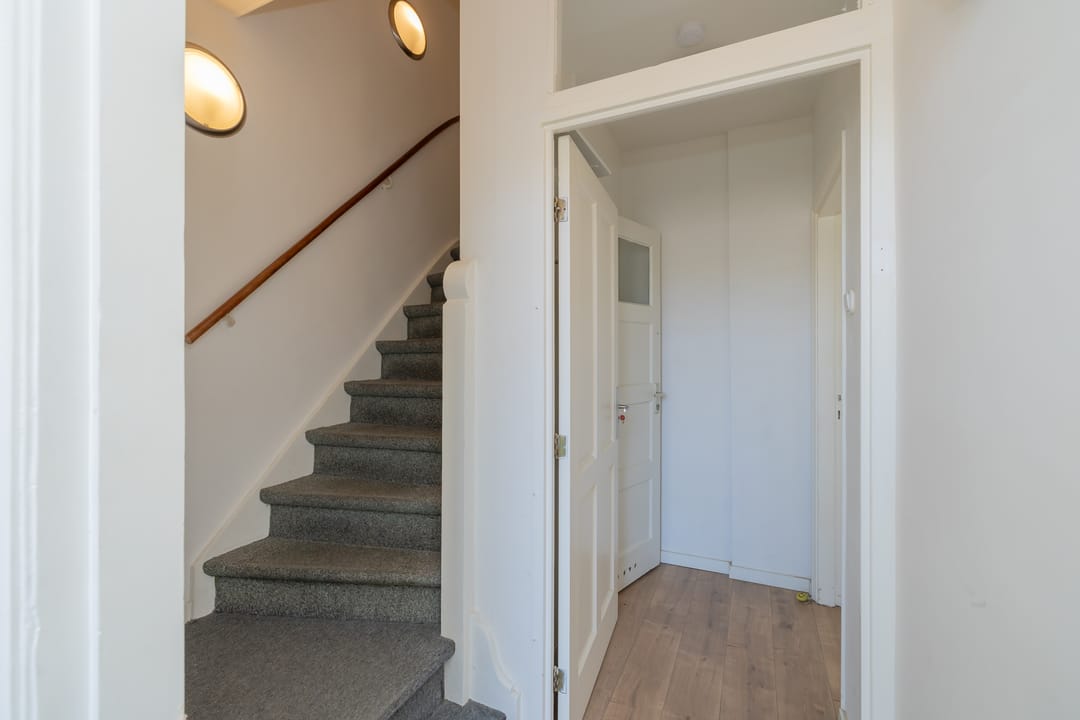 Foto 31 van Burgemeester Engelbertsstraat 38