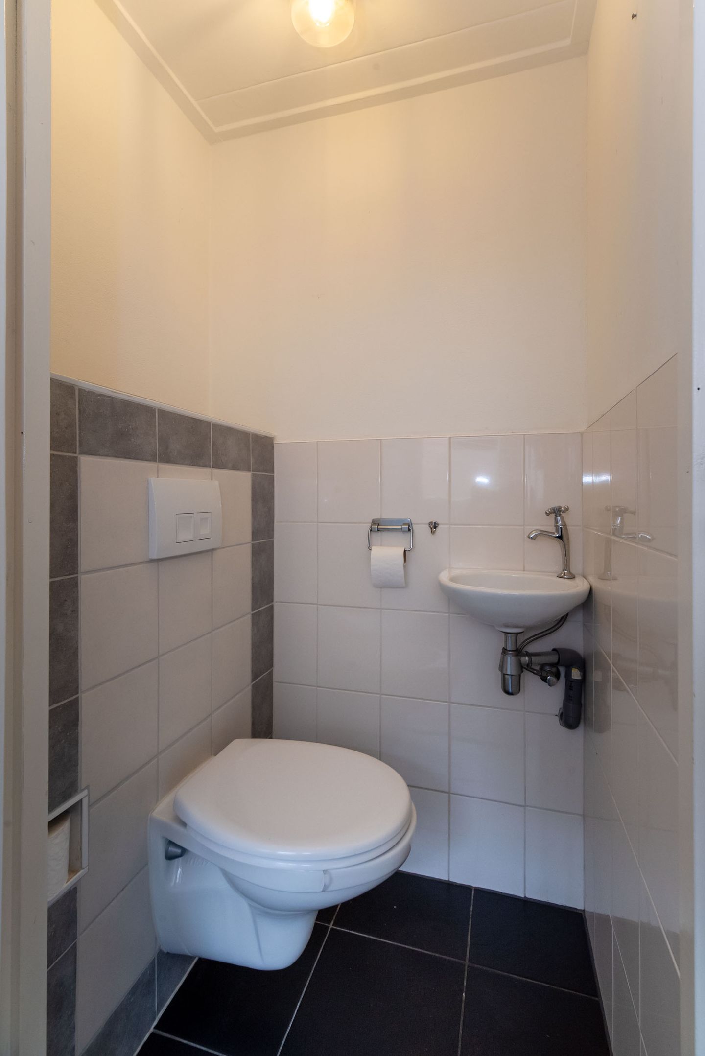 Photo 19 of Koninginneweg 6