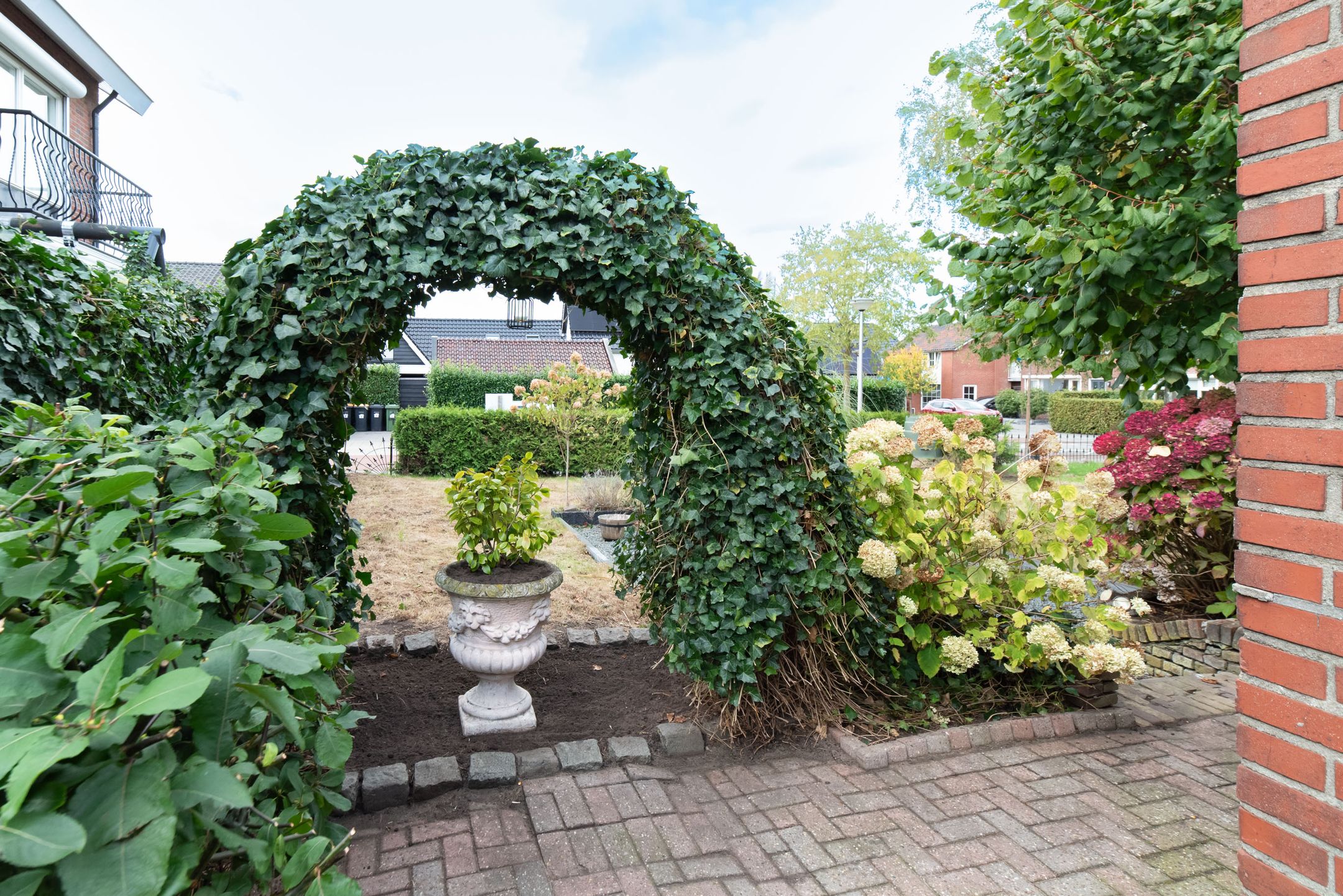 Photo 42 of Koninginneweg 6