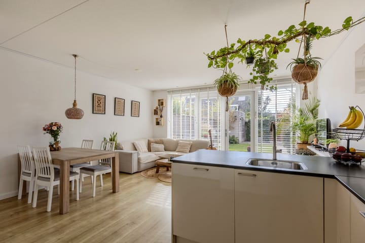 Photo 15 of Vlielandstraat 10