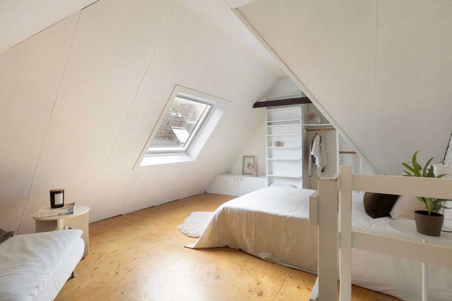 Foto 19 van Grote Leliestraat 12-7