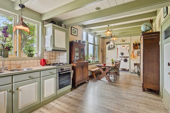 Photo 9 of Koolwijkseweg 8