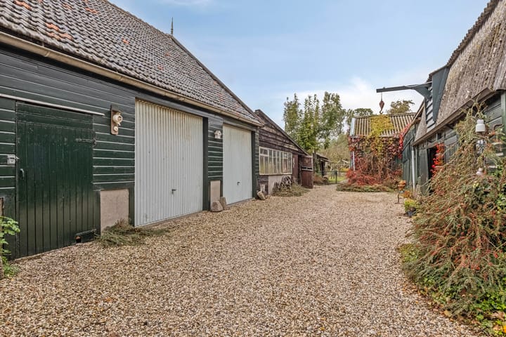 Photo 31 of Koolwijkseweg 8