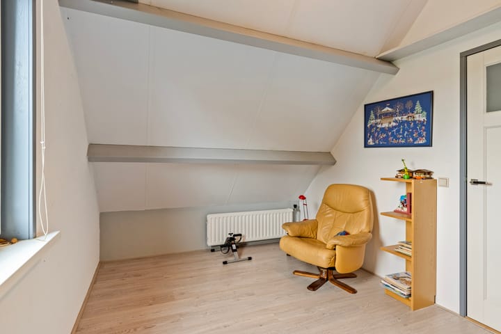 Photo 21 of Koolwijkseweg 8