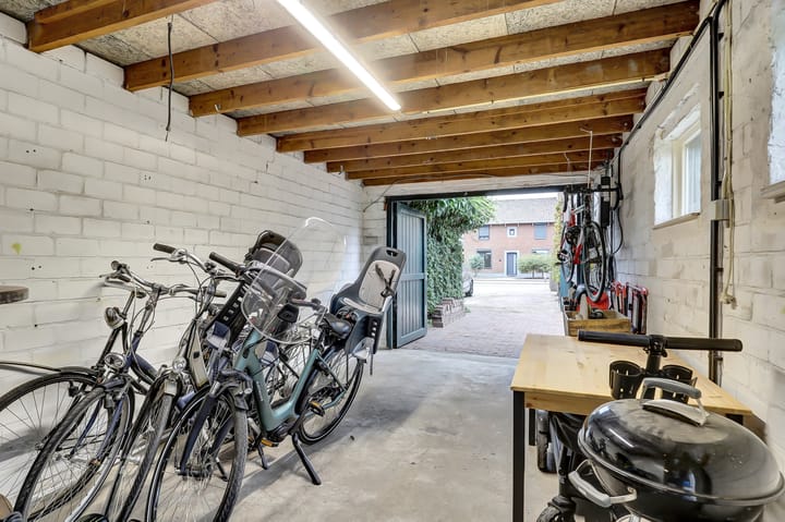 Photo 34 of Kraakstraat 22