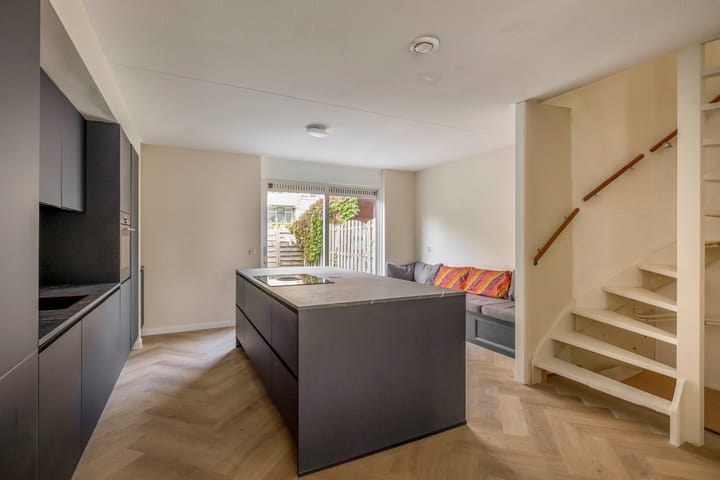 Photo 16 of Merkelbachstraat 49