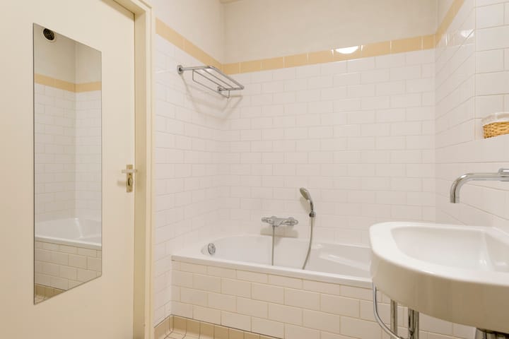 Photo 31 of Utrechtseweg 110-E