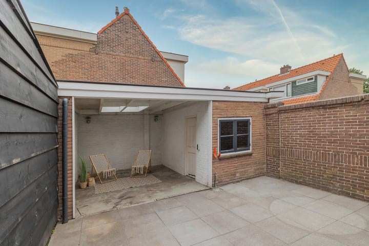 Foto 15 van Karel van Manderstraat 44