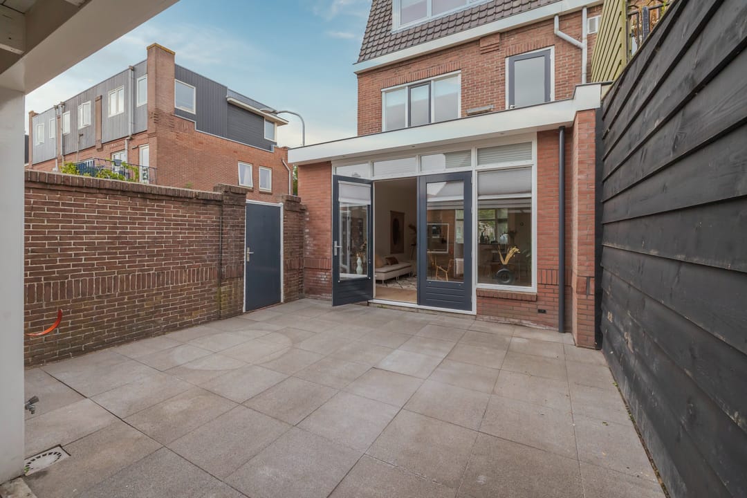 Foto 16 van Karel van Manderstraat 44