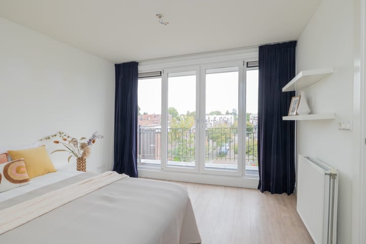 Foto 31 van Karel van Manderstraat 44