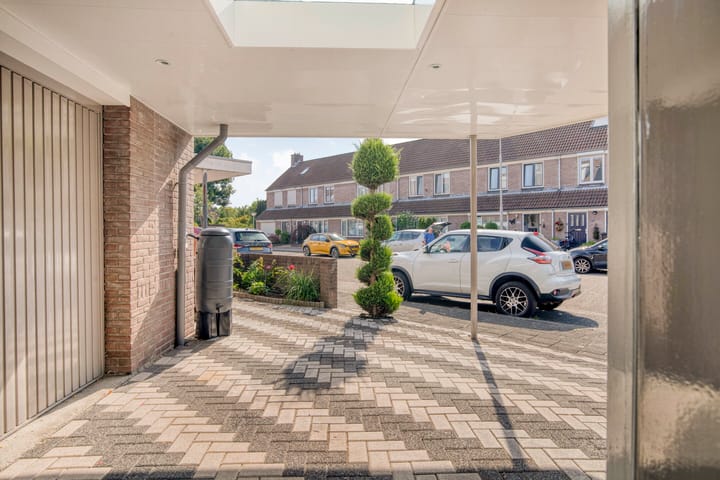 Photo 6 of Grasklokje 102