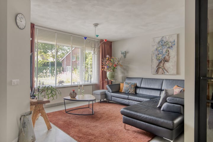 Photo 10 of Grasklokje 102