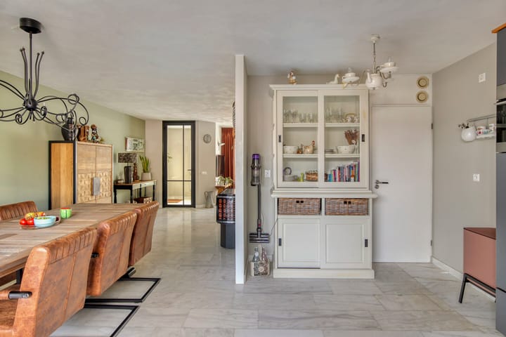 Photo 15 of Grasklokje 102