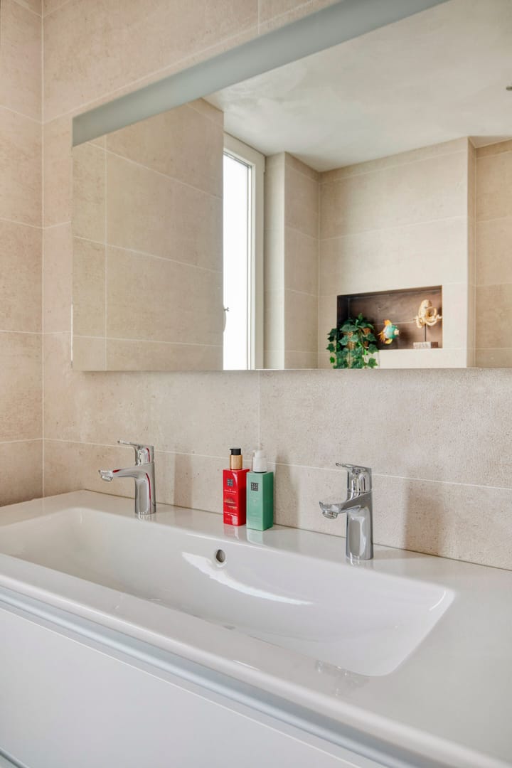 Photo 32 of Grasklokje 102