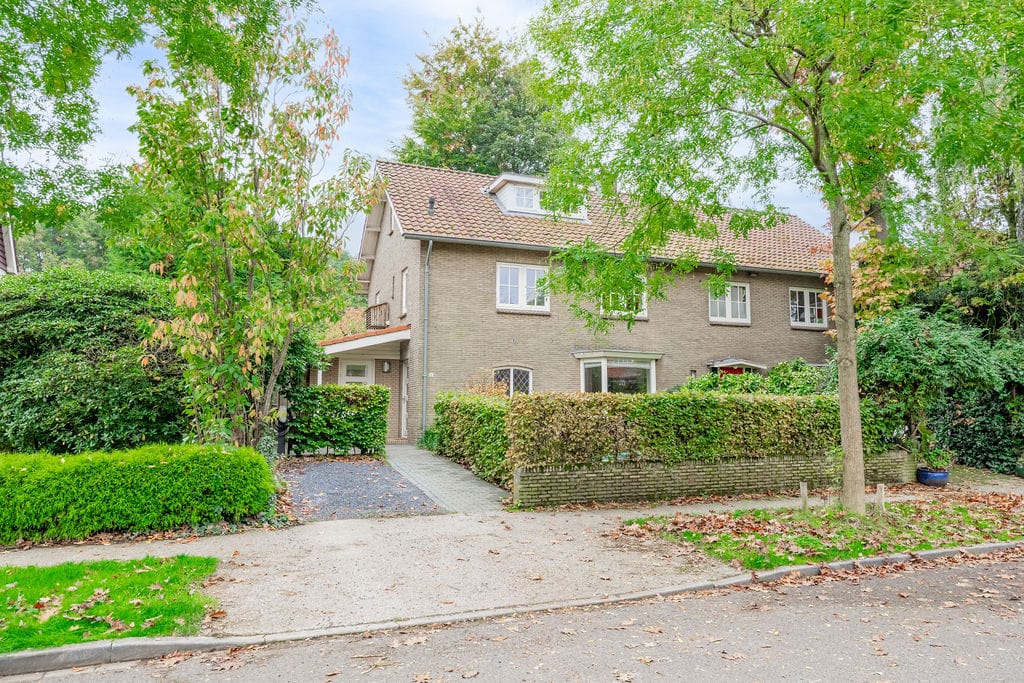 Photo 1 of Pieter Jelles Troelstralaan 22