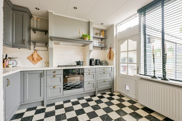 Foto 13 van Floralaan 87