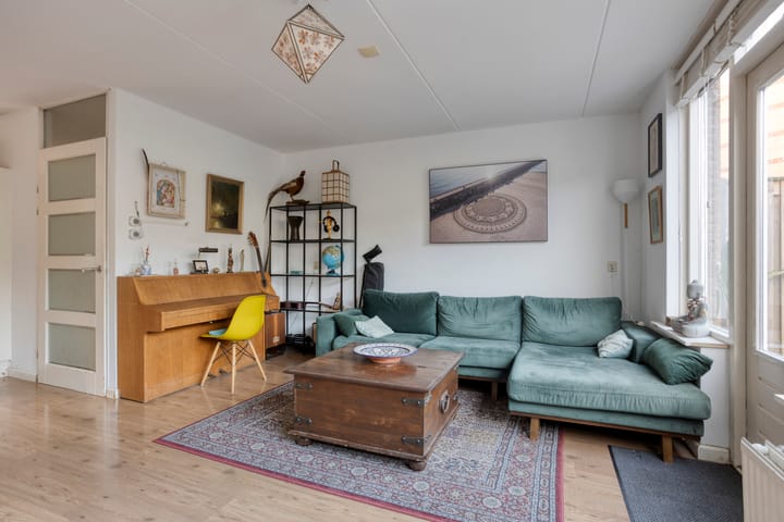 Foto 8 van Bisschop Romerostraat 69