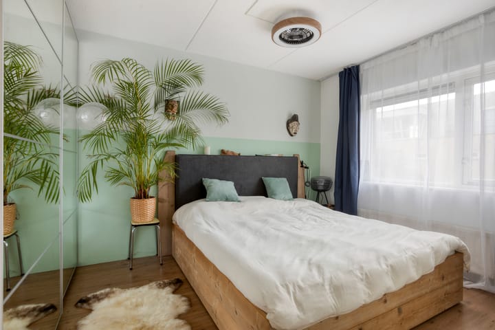 Foto 19 van Bisschop Romerostraat 69