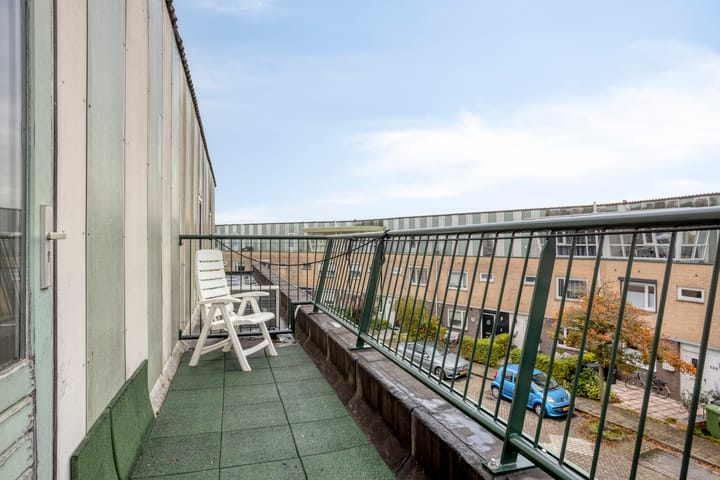 Foto 28 van Bisschop Romerostraat 69