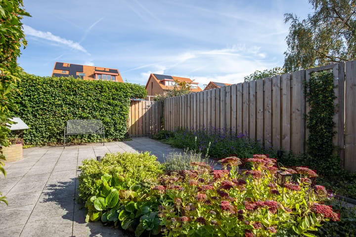 Photo 39 of Willem-Alexanderstraat 53