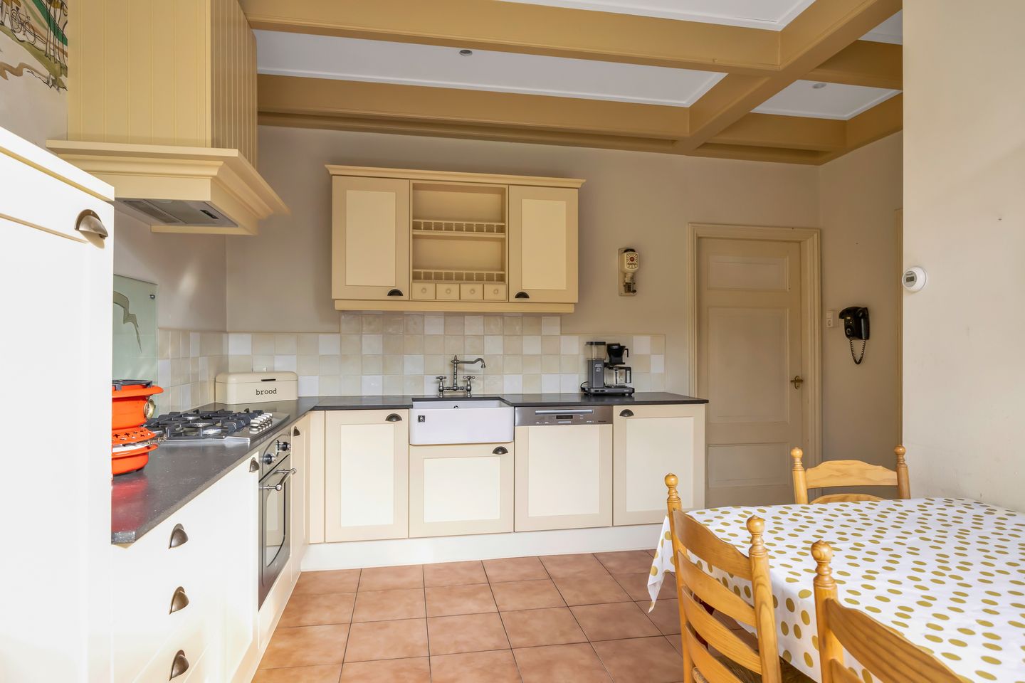 Foto 10 van Kerkstraat 3