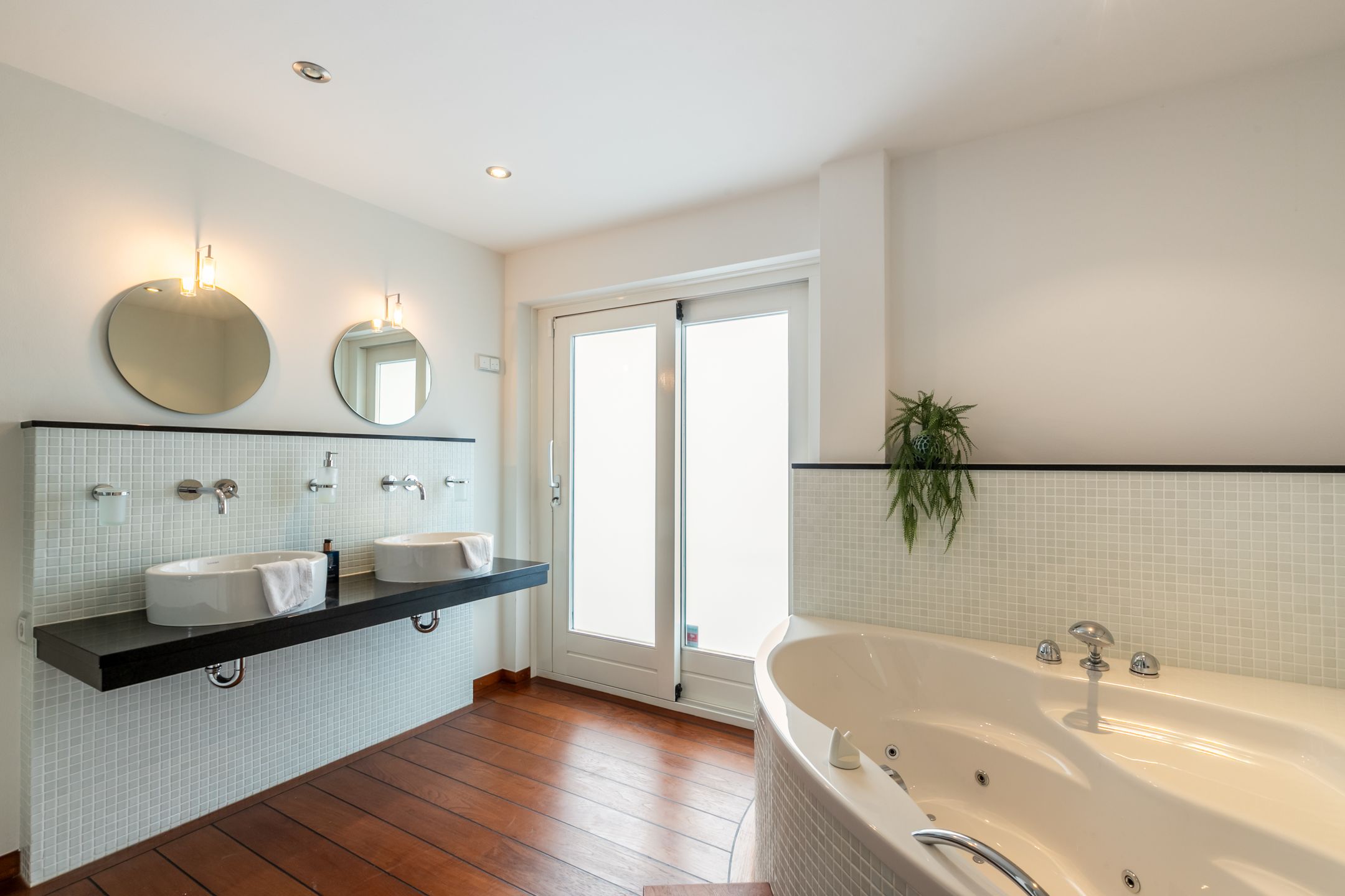 Photo 27 of St.-Lambertusstraat 38