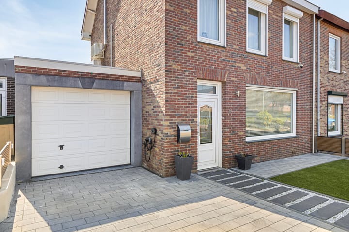 Foto 3 van Muezeberg 8