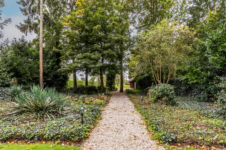 Photo 43 of St.-Lambertusstraat 38