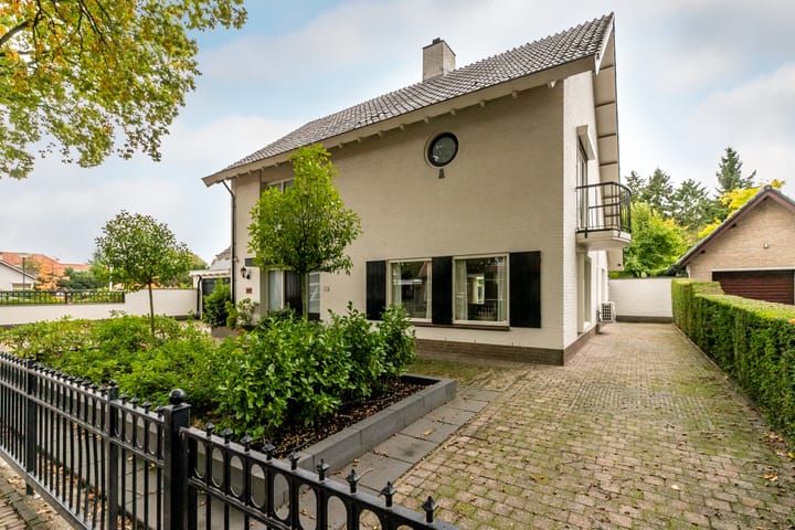 Photo 49 of St.-Lambertusstraat 38