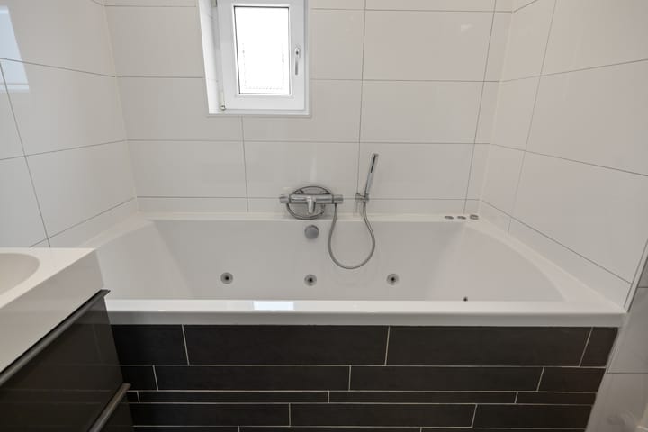 Foto 24 van Notenhout 4