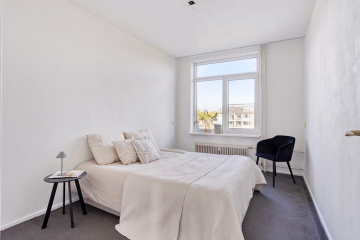 Photo 18 of J.P. Sweelinckstraat 5-D