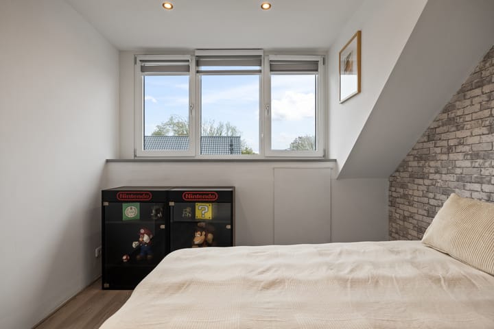 Foto 30 van Notenhout 4