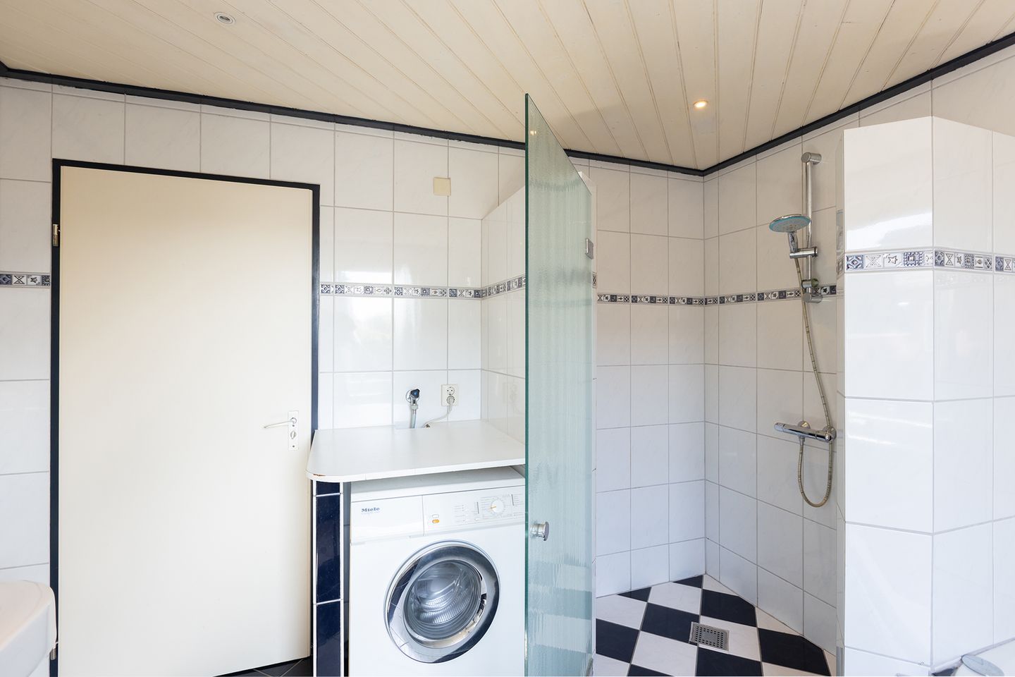 Photo 14 of Nieuwstraat 45