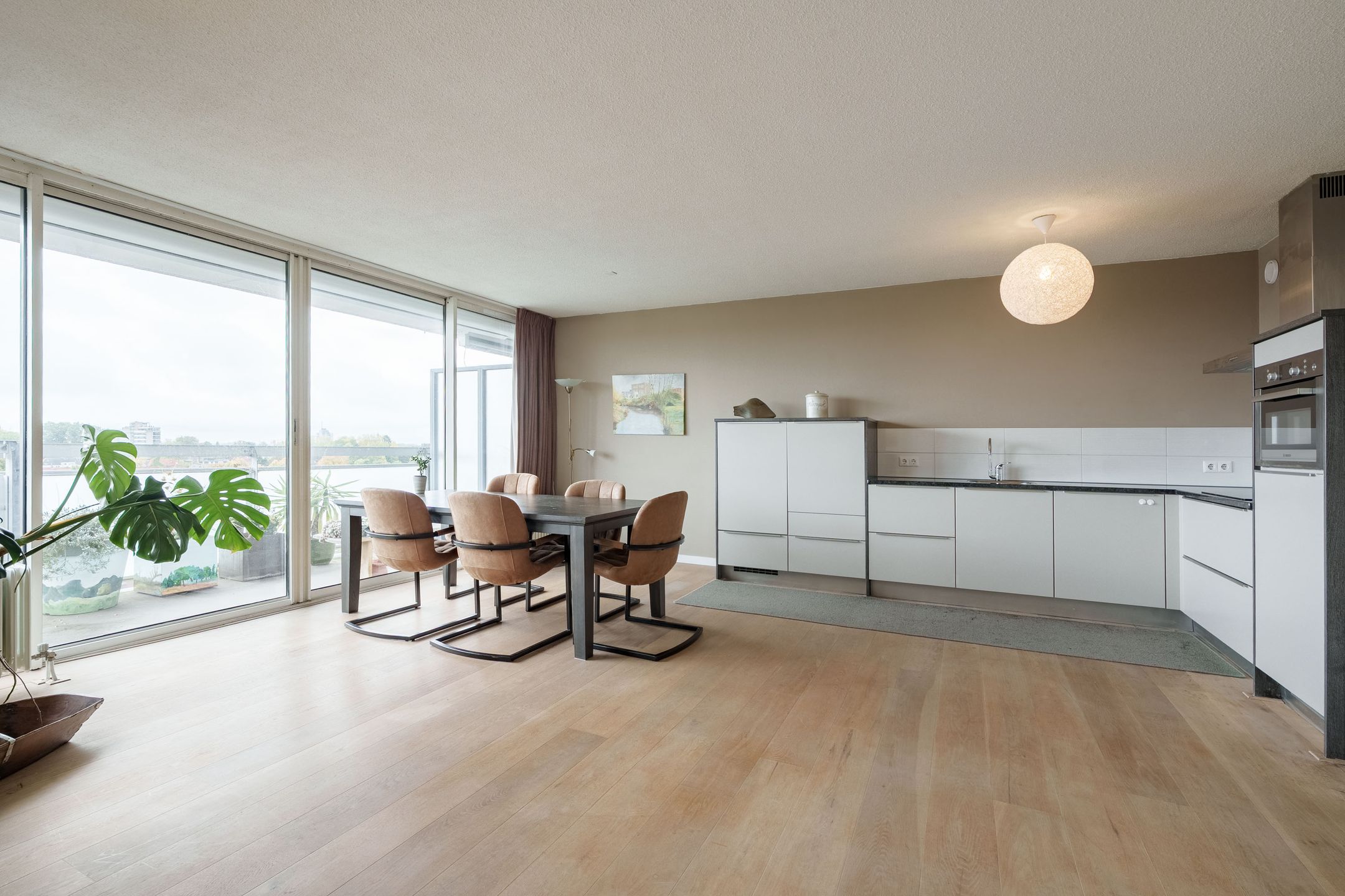 Foto 3 van Rooseveltweg 453