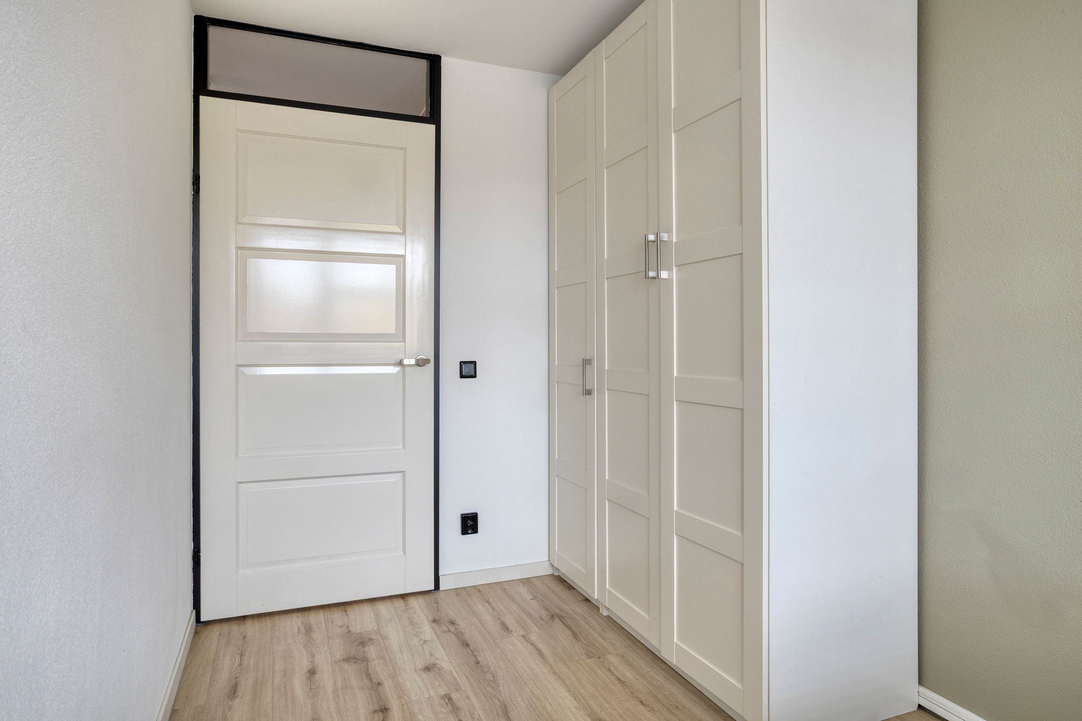Photo 24 of Simon Luymesstraat 15