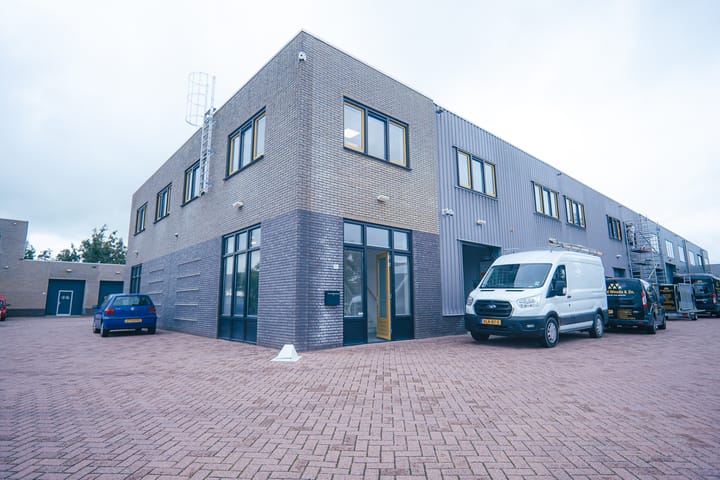 Ambachtsweg 11-n, Oosthuizen