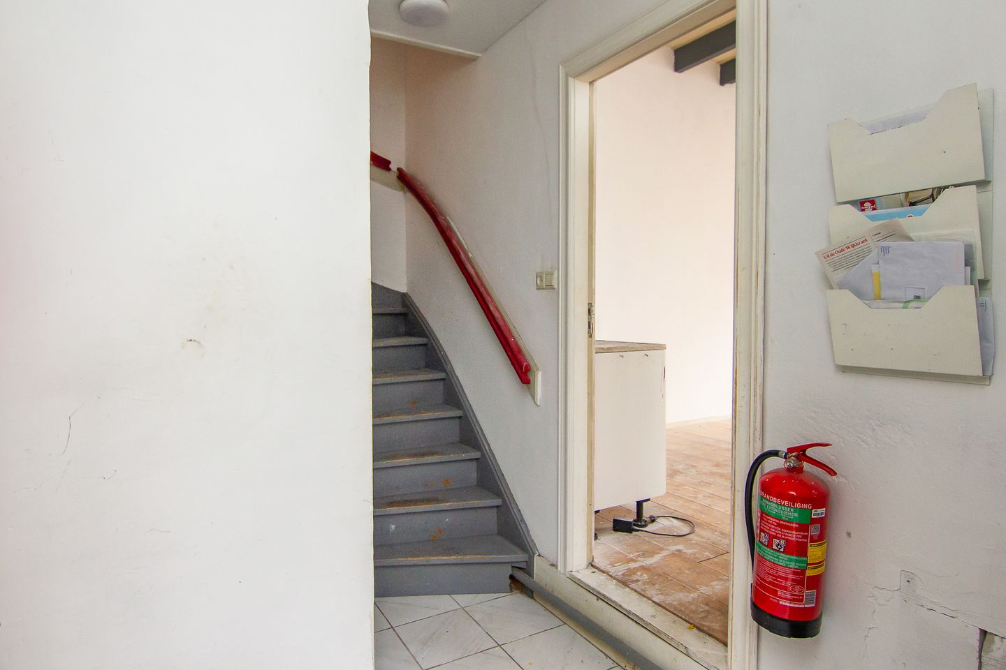 Photo 4 of Antoniestraat 1-RD