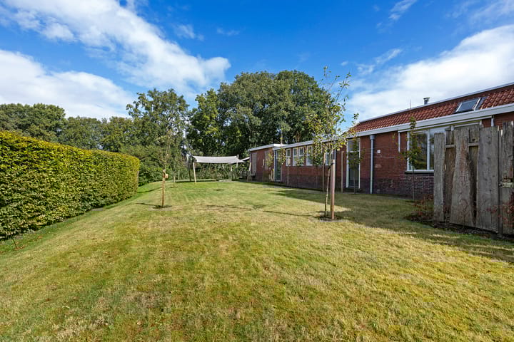 Photo 9 of 't Hou 11